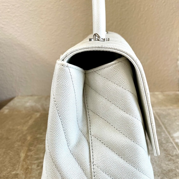 CHANEL COCO HANDLE FLAP WHITE CHEVRON CAVIAR LEATHER SILVER HARDWARE - Picture 5 of 10